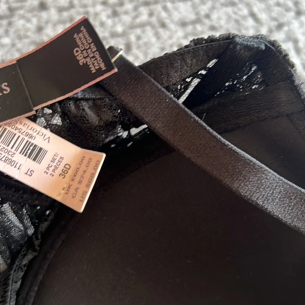 Victoria Secret Black Lingerie Bra- 36D - Picture 6 of 11